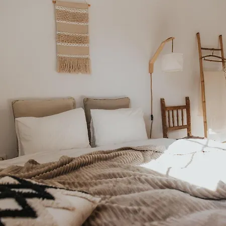Casademeli ¡garden And 5 Min Walk To The Beach!