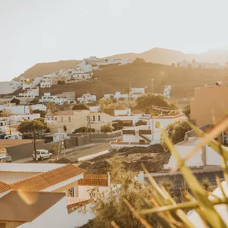 Casademeli ¡garden And 5 Min Walk To The Beach! Las Playas